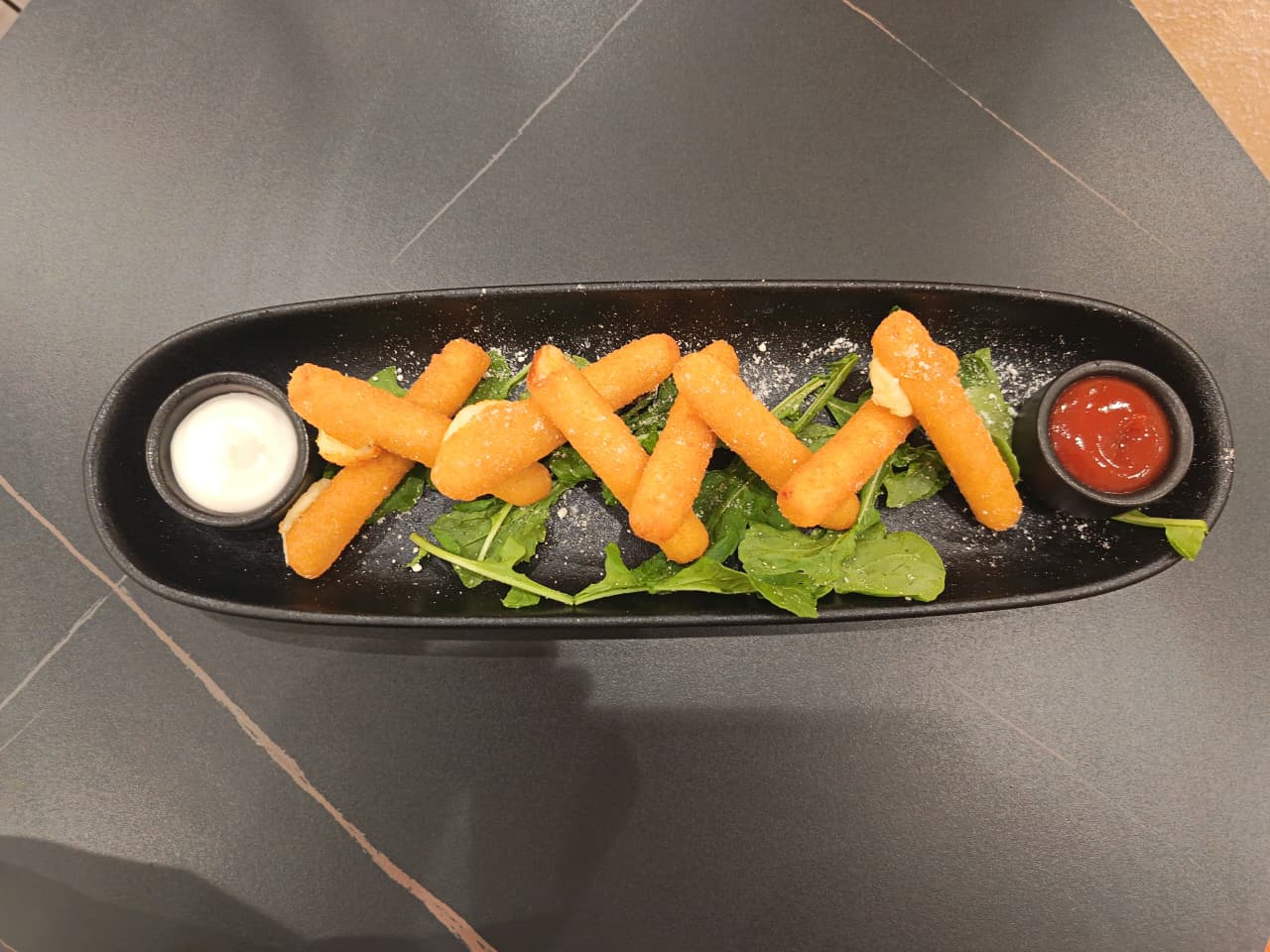 أصابع موزاريلا